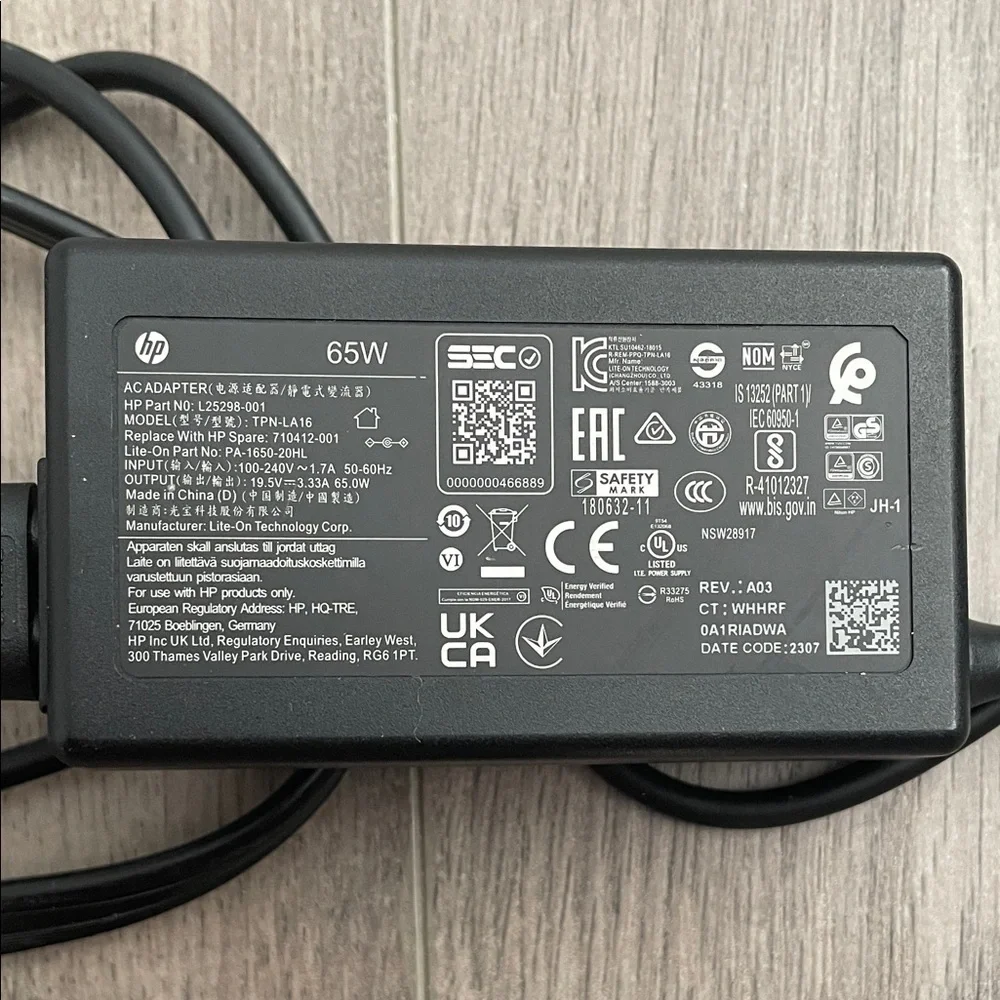 HP Black Laptop Charger 65W
